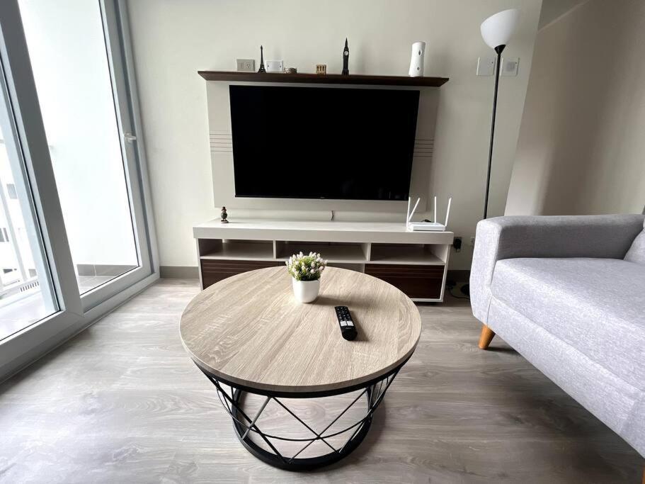 לימה Luxury Apartment In Miraflores With Rooftop Pool מראה חיצוני תמונה