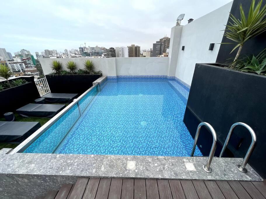 לימה Luxury Apartment In Miraflores With Rooftop Pool מראה חיצוני תמונה